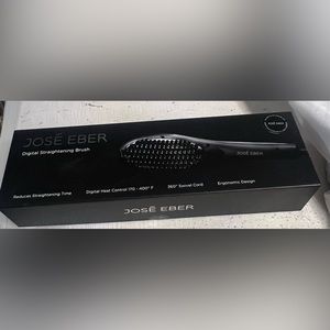 Jose Eber Digital Straightening Brush Ergonomic Design Black